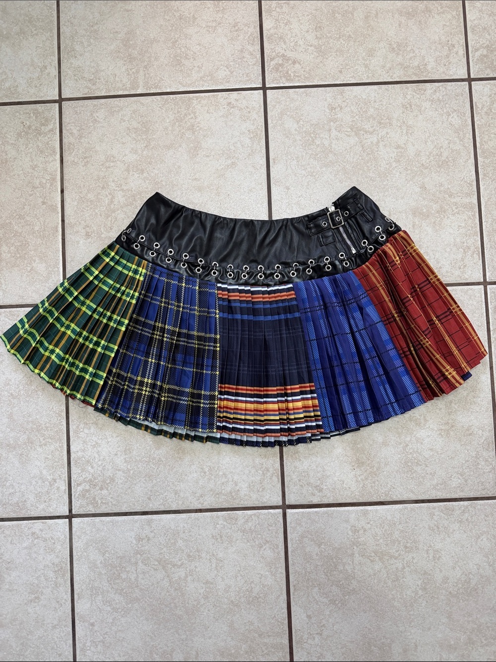 Plaid Pleated Punk Mini Skirt Faux Leather Lace-Up